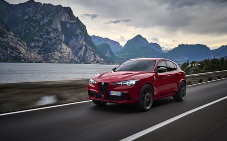 Nuove Alfa Romeo Giulia e Stelvio Quadrifoglio, guarda tutte le foto 20