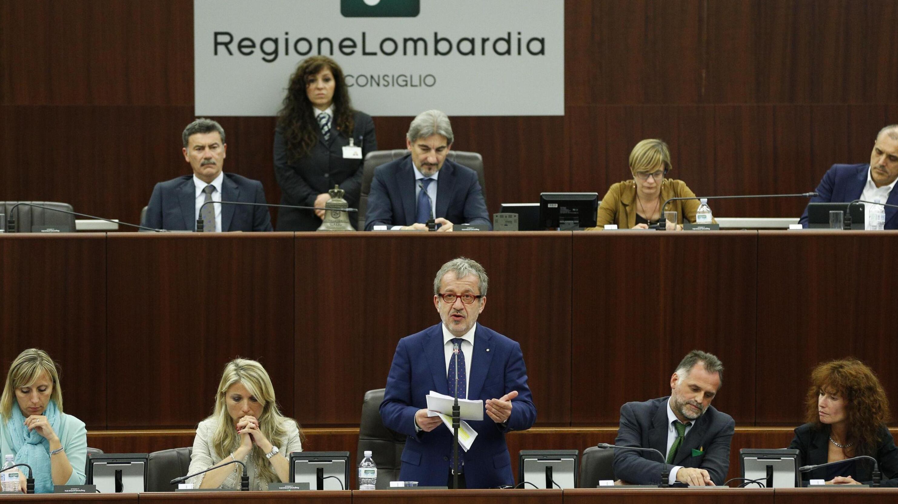 Maroni: "Il centrodestra unito riparte dalla Lombardia"