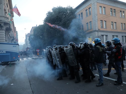 “Denunceremo chi distrugge”. E Bologna si prepara alle nuove devastazioni di venerdì