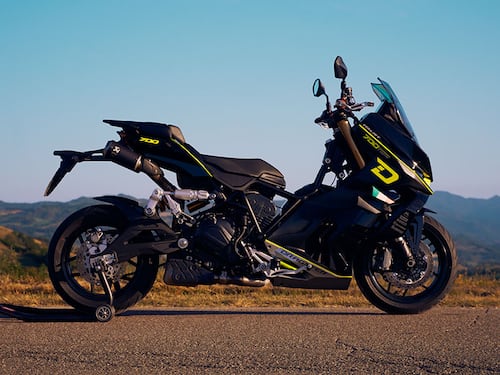 Italjet Dragster 700 Twin: il maxi-scooter con cuore da moto