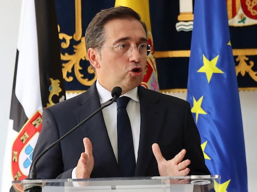 “Tajani e Meloni non all’altezza, decisione su Schengen vergognosa”. L’attacco del governo spagnolo all’Italia. Il ministro degli Esteri: “Reazione inutilmente aggressiva”