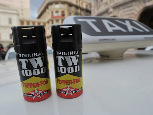 Spray al peperoncino. Quattro studenti intossicati a scuola