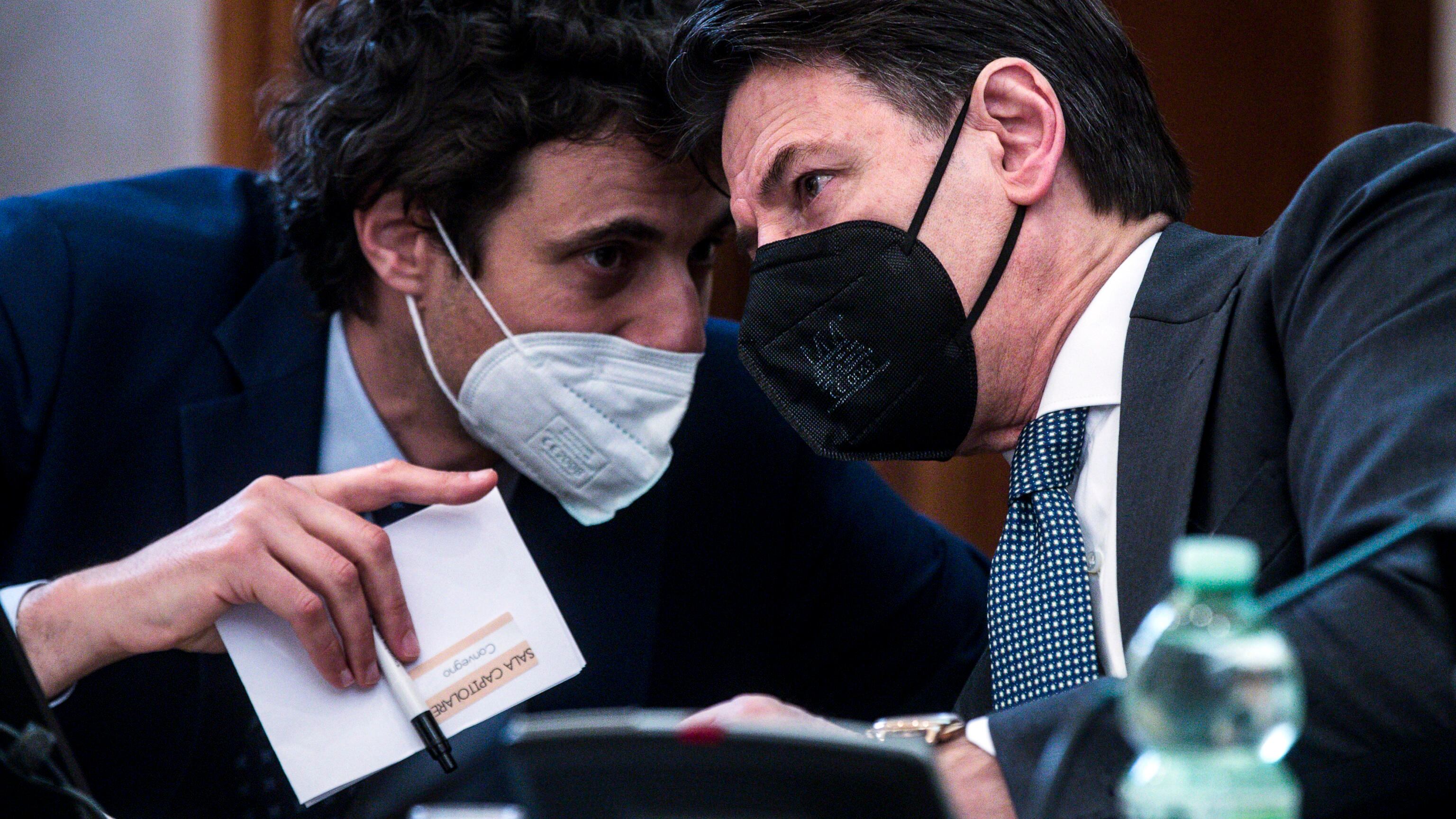 Dai morosi alle spese per la sede: il M5s fa i conti per la campagna elettorale