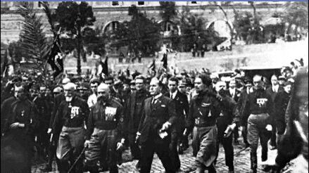 Anniversario della Marcia su Roma, in migliaia a Predappio