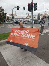 A4 Torino-Milano bloccata dagli attivisti di Ultima Generazione: le immagini della manifestazione 3