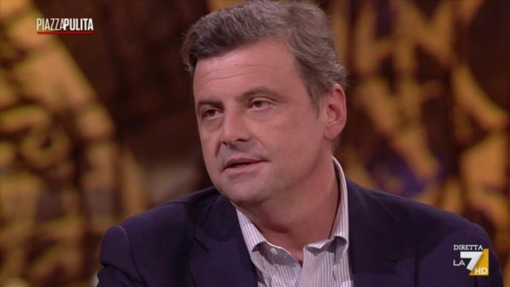 "Questo è un pippozzo", "Sono una signora": scontro tra Calenda e la sardina