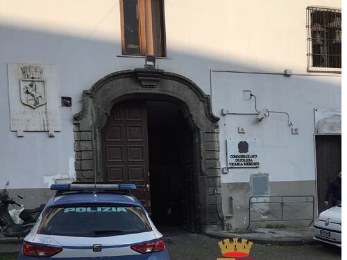 Pesta la fidanzata in strada, arrestato 24enne georgiano