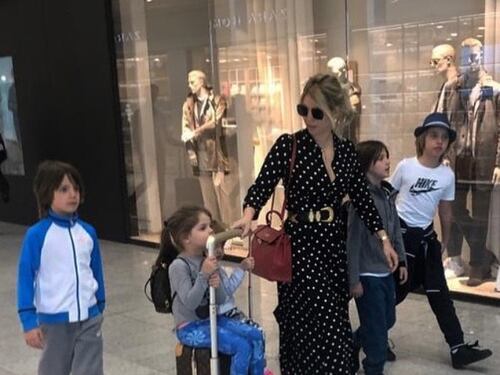 Wanda Nara molla tutto e va in vacanza a Dubai