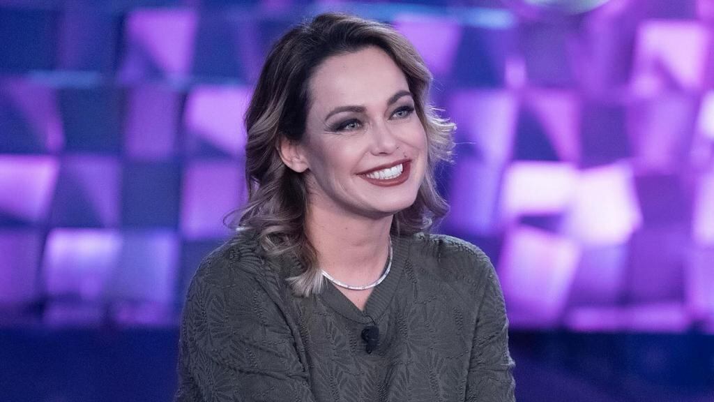 "Ho ricevuto una telefonata da Belen a Natale". Sonia Bruganelli smentisce il flirt con Antonino Spinalbese