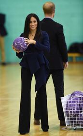 Meghan Markle, giochi allegri con Harry 7
