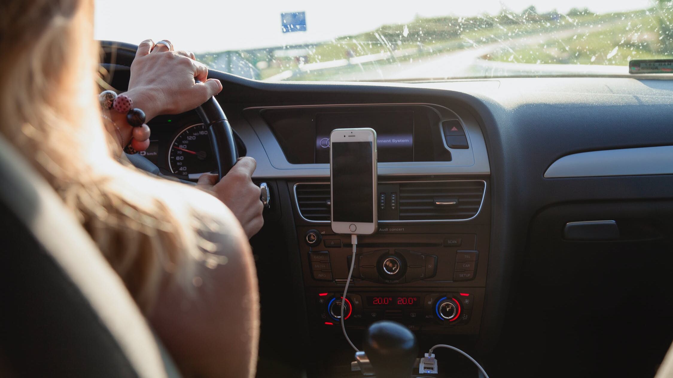 Il segreto per risparmiare (davvero) sulla Rc Auto
