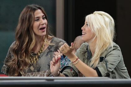 Wanda Nara, selfie da urlo: "triangolo" in archivio, è felice con Icardi 36