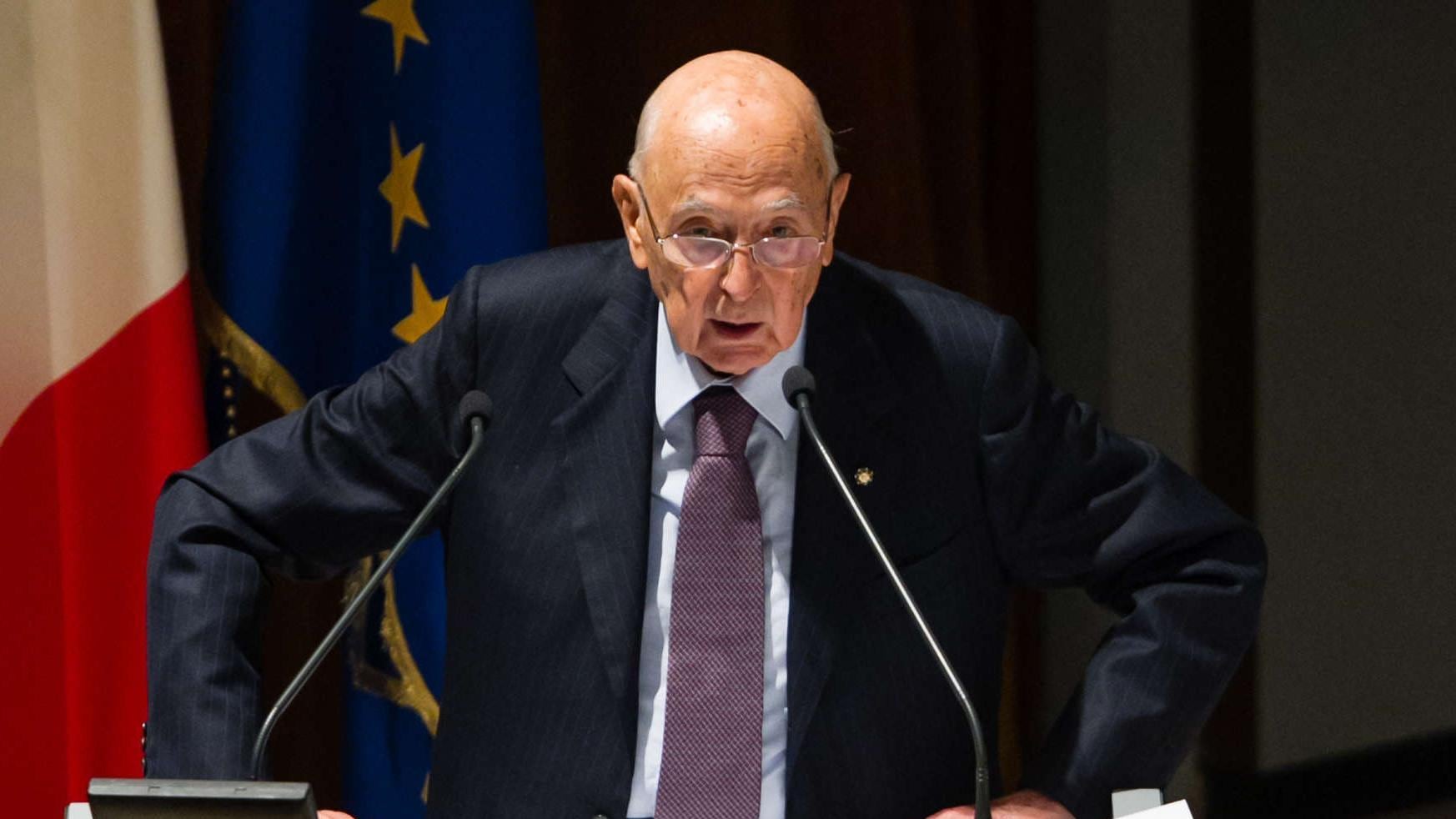 Napolitano punta a un governicchio