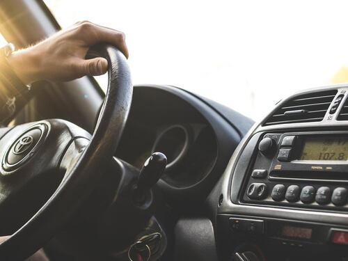 Auto perfetta per gli over 60: quali fattori considerare
