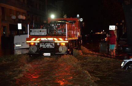 Chiavari: sott'acqua: danni e disagi causati dall'Entella 13