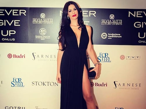 Erjona Sulejmani hot sui social: gli scatti sexy dell'ex di Dzemaili