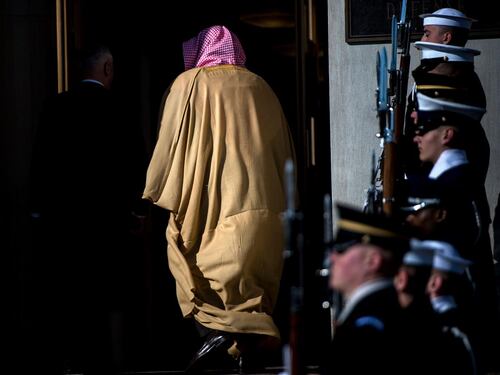 La denuncia di Amnesty: 10 attiviste violentate in Arabia Saudita
