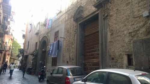 Napoli, viaggio nella "via della morte" 8