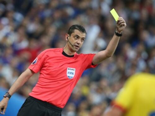 Italia-Svezia, arbitrerà Kassai: il profilo del fischietto ungherese