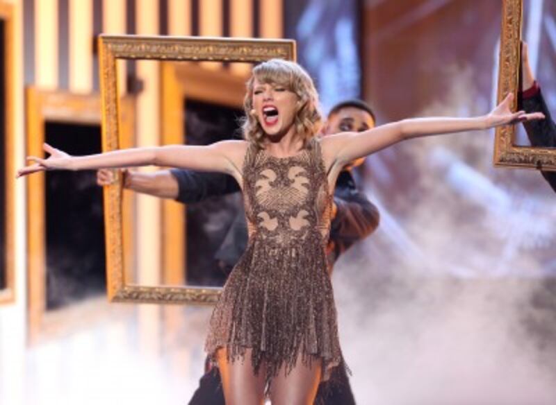 La bella Taylor Swift ai Music Awards 11