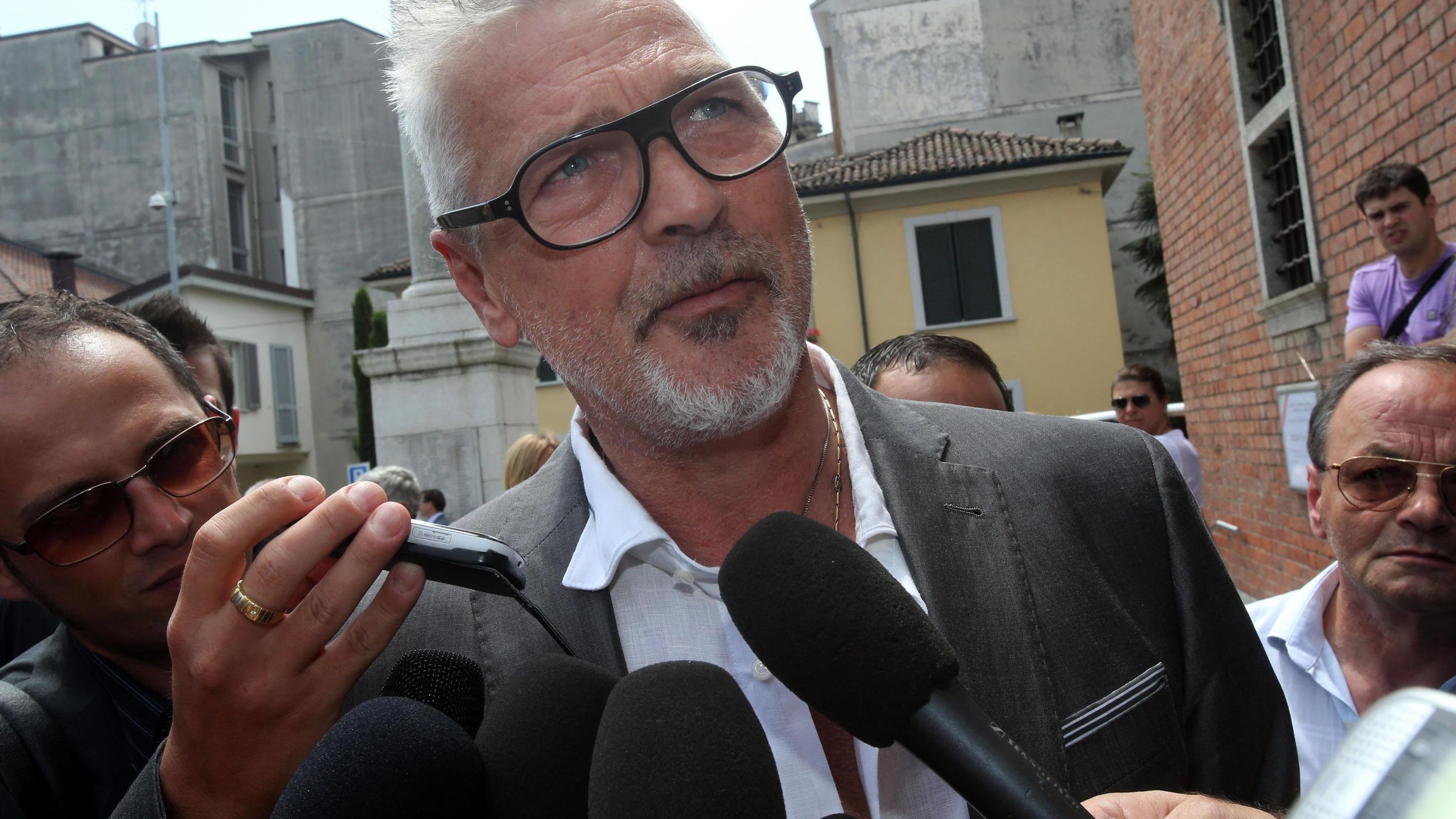 Parla il figlio di Tacconi: "Speriamo di averlo a casa tra un paio di mesi..."