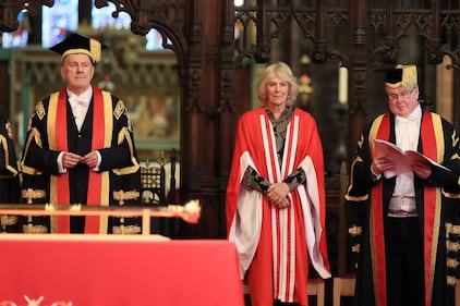 Camilla Parker Bowles, dottorato honoris causa 6