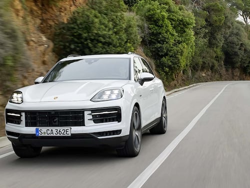 Porsche Cayenne S E-Hybrid, guarda tutte le foto