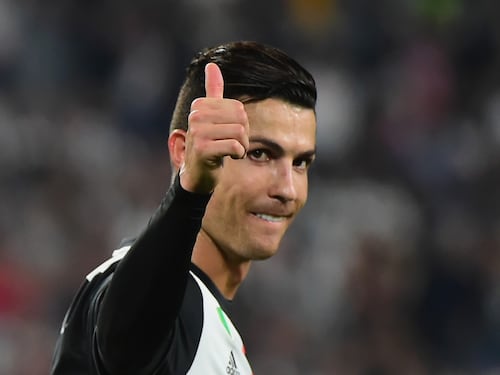 Cristiano Ronaldo re di Instagram: "Nel 2018 ha guadagnato oltre 40 milioni di euro"