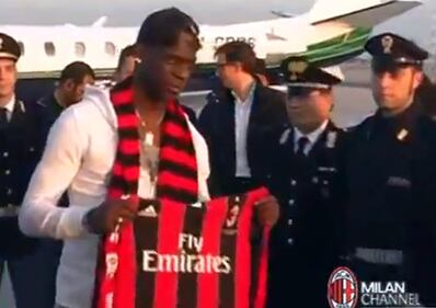 L'arrivo di Balotelli a Malpensa 2