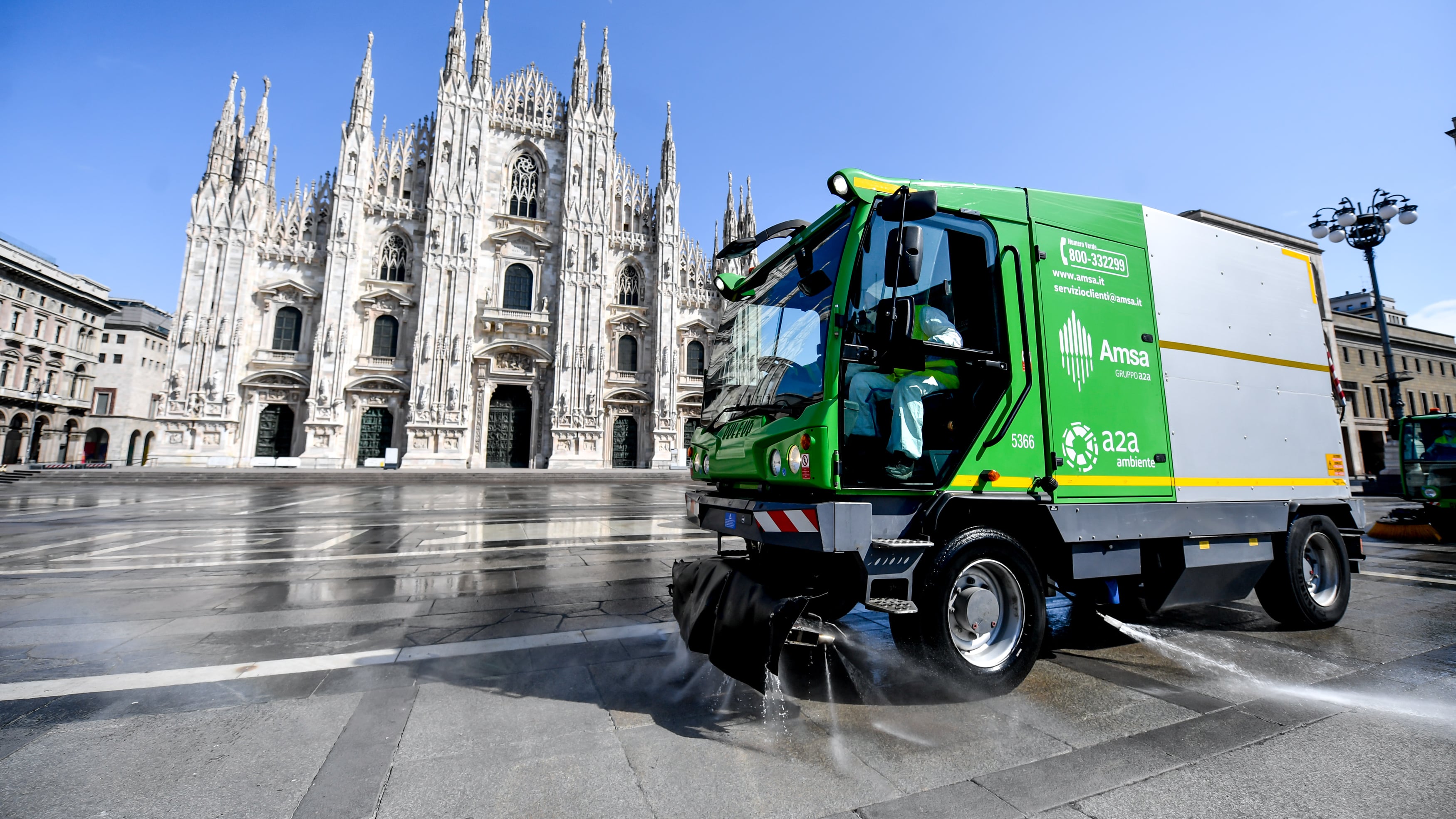 Tassa rifiuti, bollettini (più leggeri) in arrivo. Si può pagare in due rate o con versamento unico