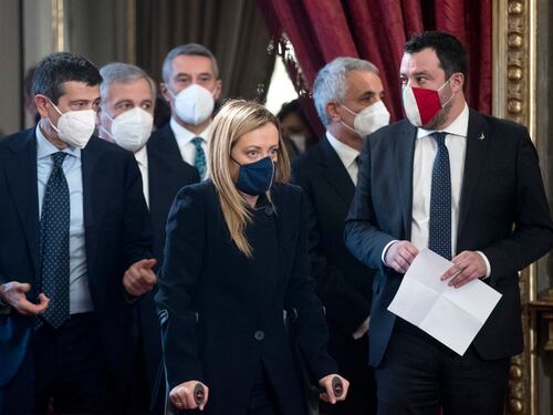 Il metodo sbagliato di imporre i candidati
