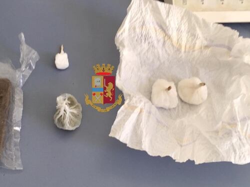 Napoli, offensiva antidroga: tre arresti in 24 ore