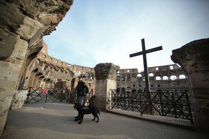 Roma blindata per la Via Crucis 2