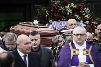 I funerali di Pino Daniele al Divino Amore a Roma 11