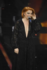 Sanremo 2018: i look sexy della terza serata 11