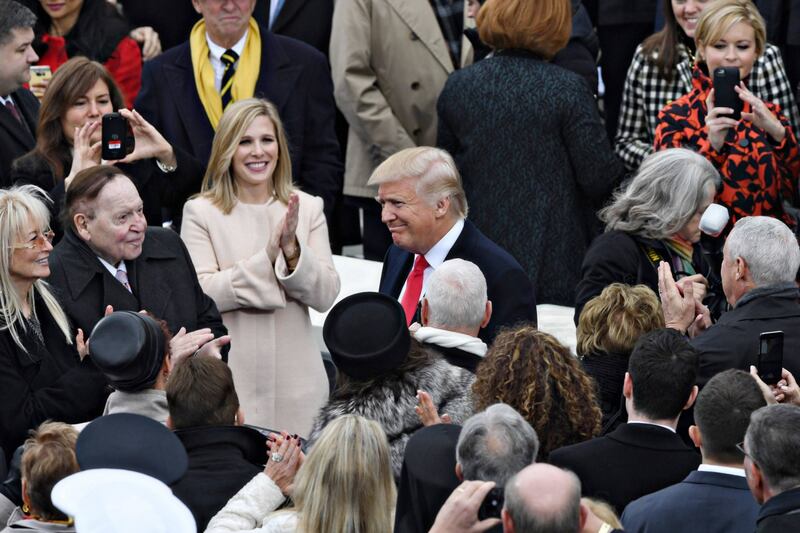 Melania e Ivanka Trump: moglie e figlia del presidente 8