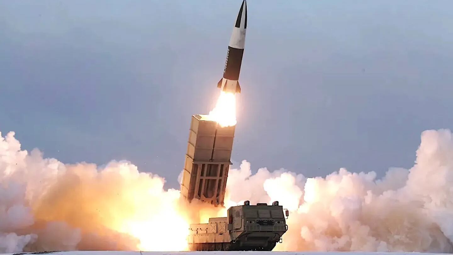 Missili balistici “obsoleti” dalla Corea del Nord. Cosa c'è tra le armi di Putin in Ucraina