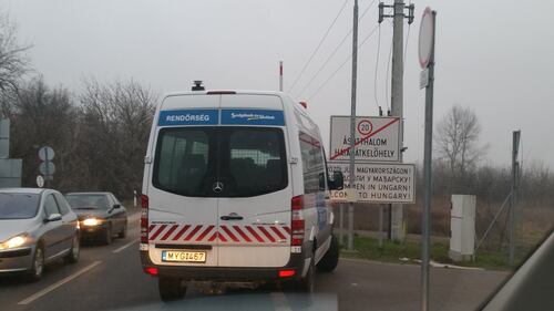 L'Ungheria ferma i migranti, ma non piace a Bruxelles 2