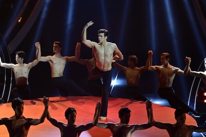 Sanremo 2024: ecco il look della finalissima del Festival di conduttore, co-conduttore e ospiti 7
