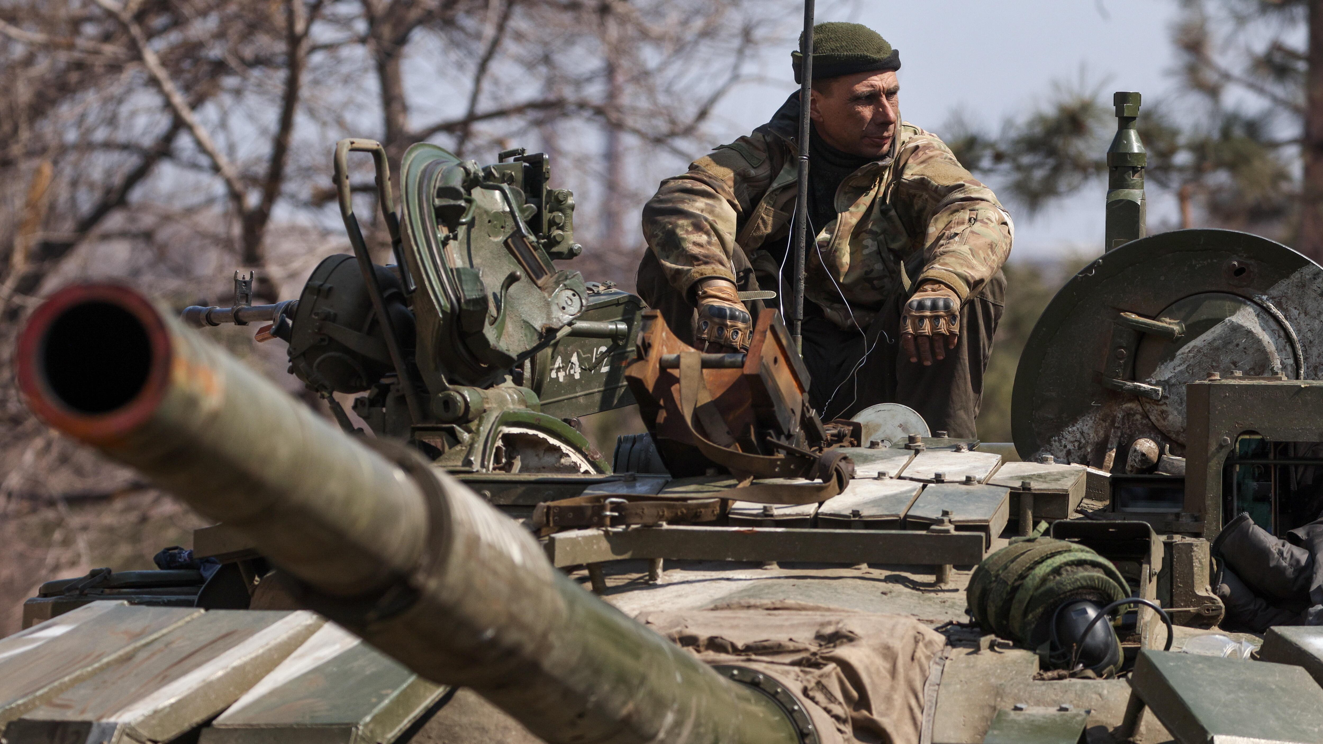 Dai missili ai tank: ecco le nuove armi all'Ucraina