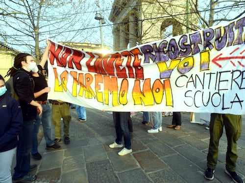 Zona rossa non per tutti: pagano studenti e lavoratori