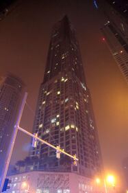 Dubai, 'incendio alla Torch Tower: venti piani in fiamme 7