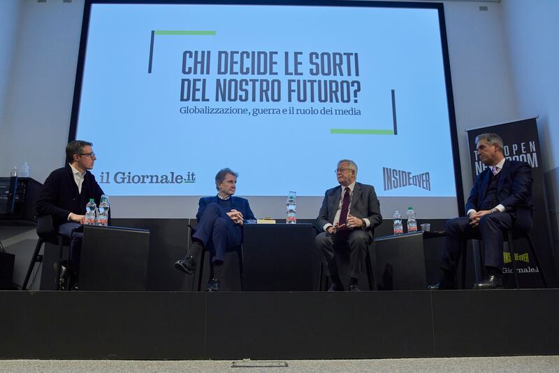 "Chi decide le sorti del nostro futuro?" -  Le foto dell'evento de IlGiornale.it e InsideOver 37