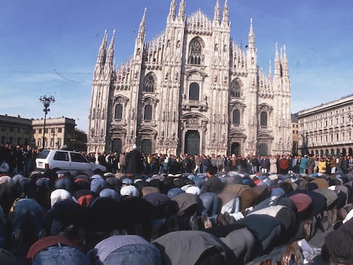 Denuncia fratello legato all'Isis: minacciato da islamici 'moderati'