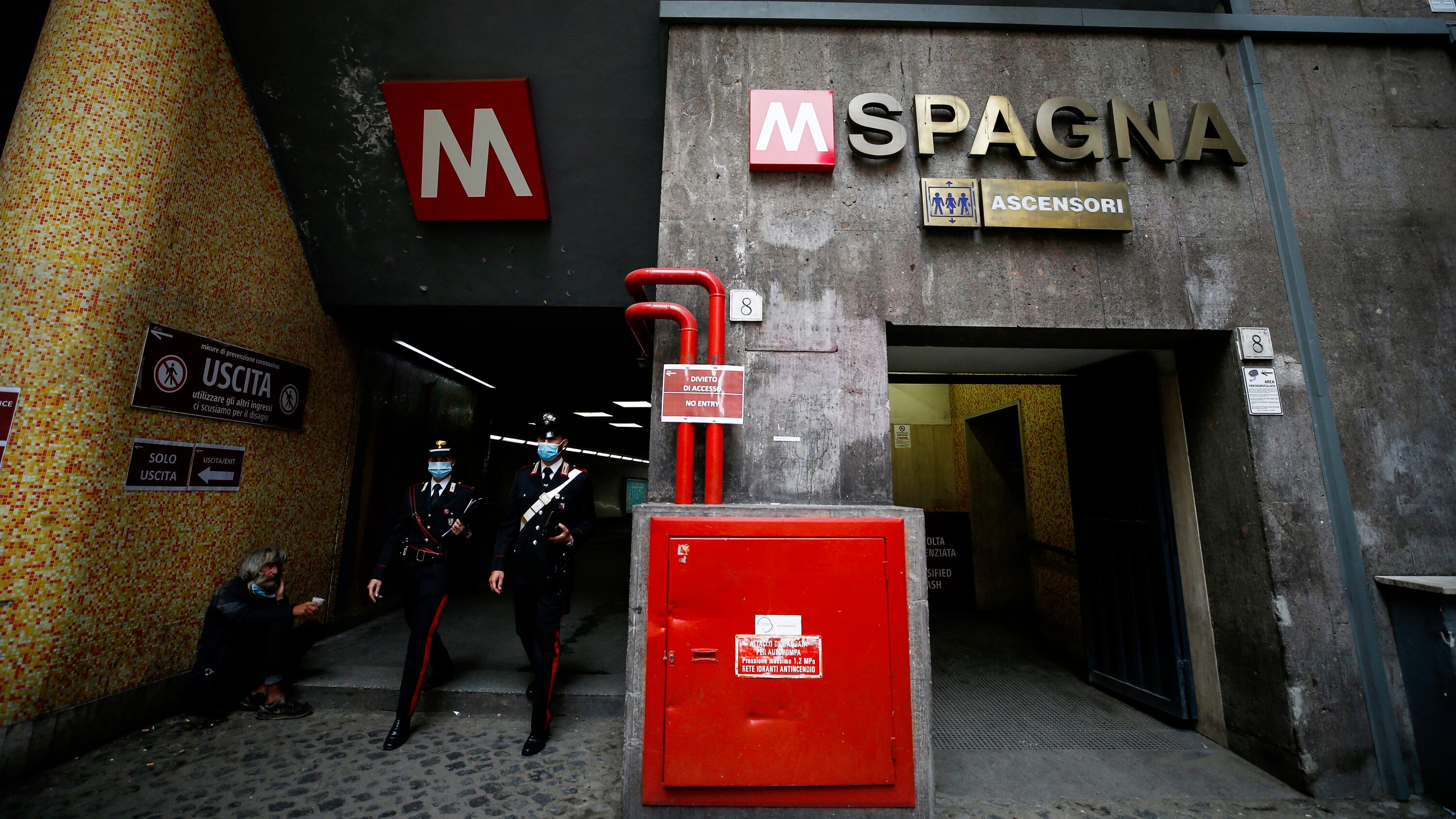 I soldi per la manutenzione? Inutili: cosa succede nella metro di Roma