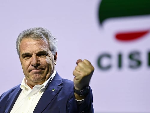 "Scioperare è un errore". È guerra aperta tra i sindacati