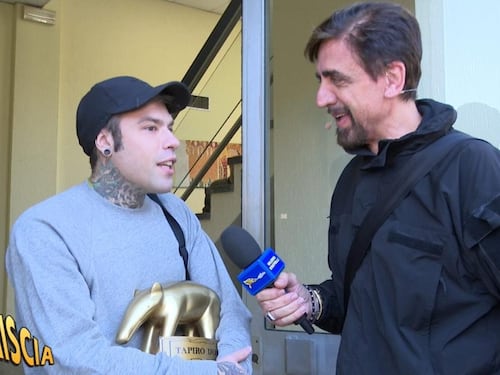 "Non monetizziamo con i figli". Ma Fedez si è scordato i post della moglie