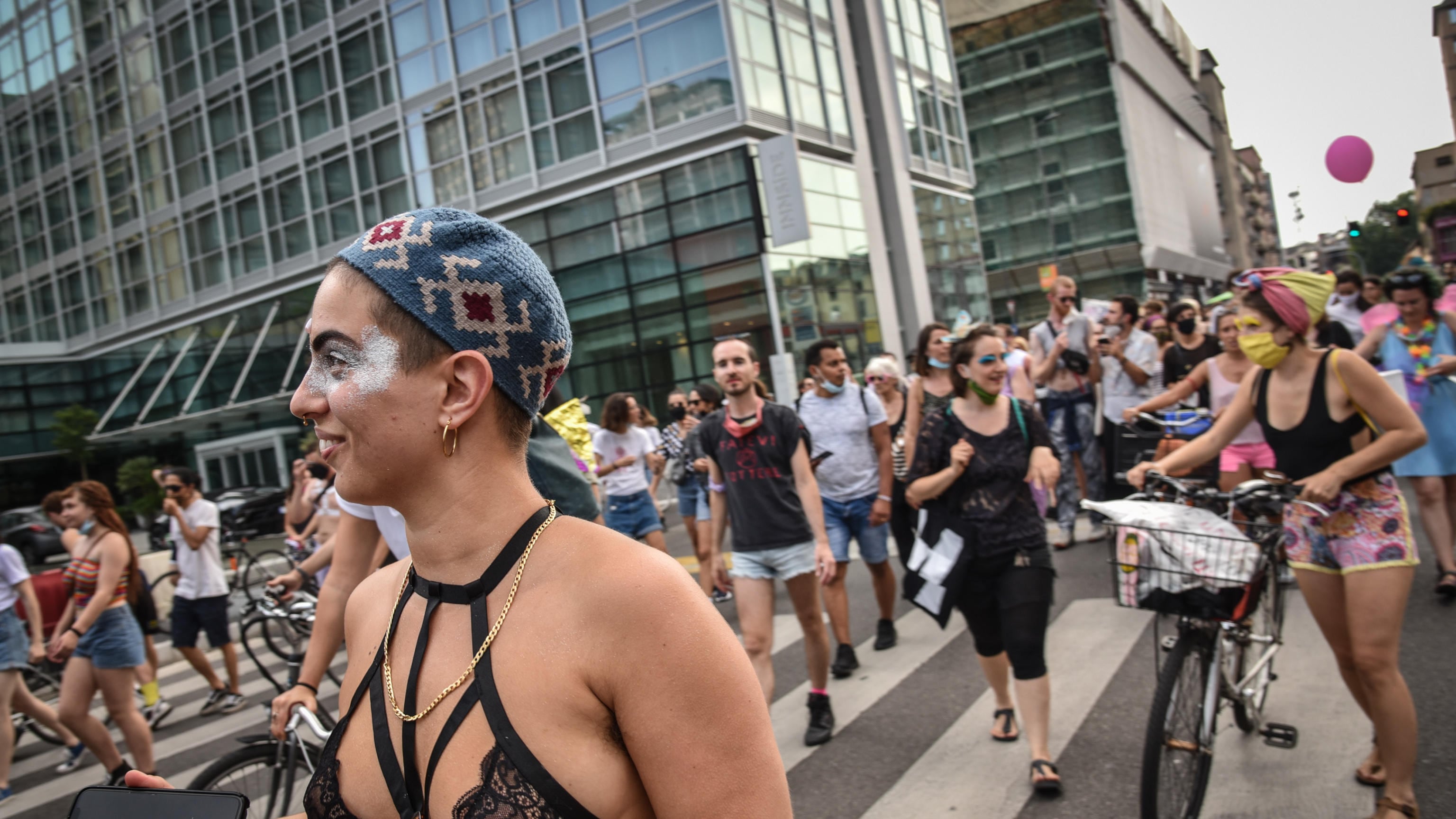 "Via dal Pride sigle ebraiche e stelle di David". La crociata di estrema sinistra e collettivi