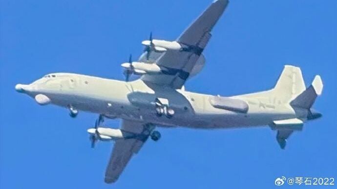 Pechino schiera l'aereo da guerra KJ-700: cosa può fare l'occhio di falco