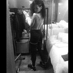 Rihanna hot per i suoi fan 17